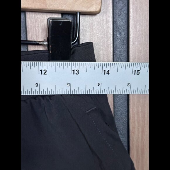 Gymshark Shorts Small Womens Black Bermuda Athletic Elastic Waist - Picture 4 of 9